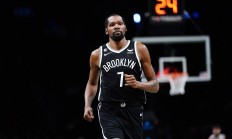 开云体育官方网站-篮网再胜雄鹿，压哨三分绝杀的简单介绍