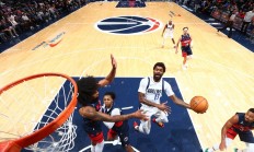 开云体育入口-包含独行侠碾压骑士，麦科勒姆刷新纪录的词条