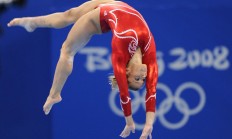 开云体育中国-密尔沃基的加冕礼，字母哥抢七夜铸就传奇