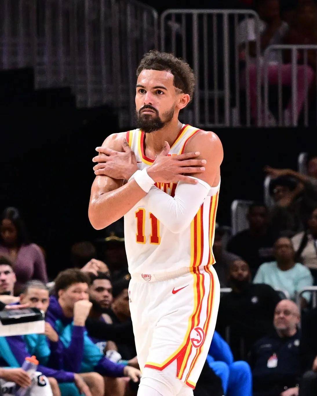 快船横扫凯尔特人B队，特雷杨绝境逆转