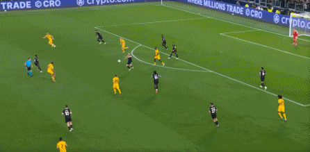 关于尤文图斯边锋过人效果不佳,进攻受阻的信息 关于尤文图斯边锋过人效果不佳,进攻受阻的信息