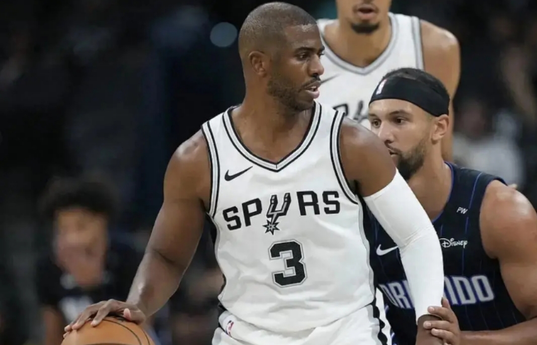 马刺后卫连续比赛表现抢眼，成为球队核心的简单介绍