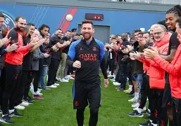 巴黎可卡尔回复之势，主教练前途未卜苦战良图