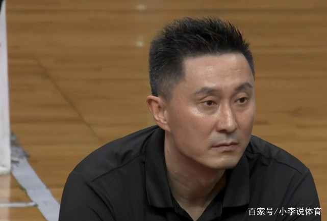 包含灵活变换战术,为球队赢球铺平道路的词条 包含灵活变换战术,为球队赢球铺平道路的词条