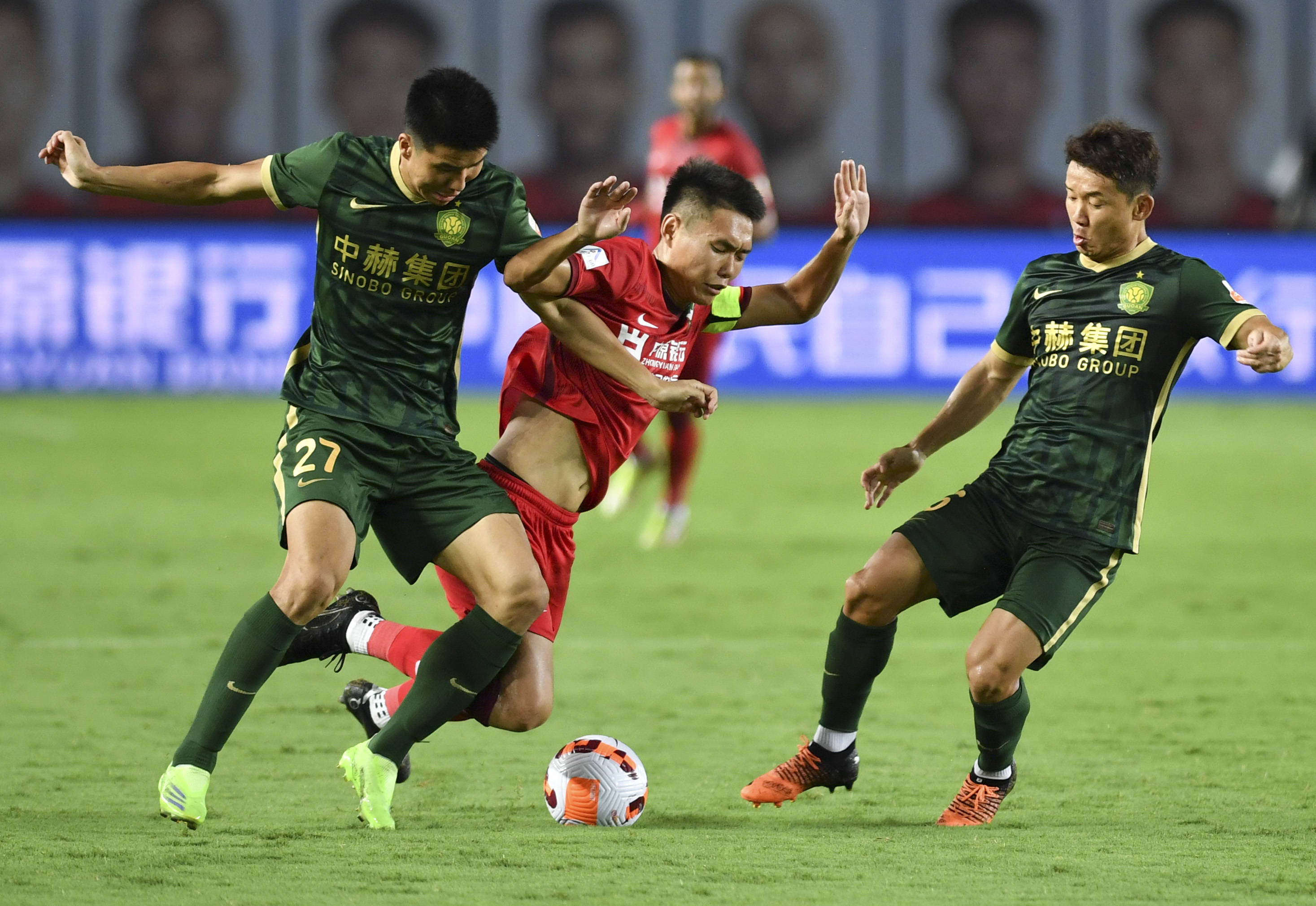 包含北京中赫国安主场完胜河南建业，提振信心的词条