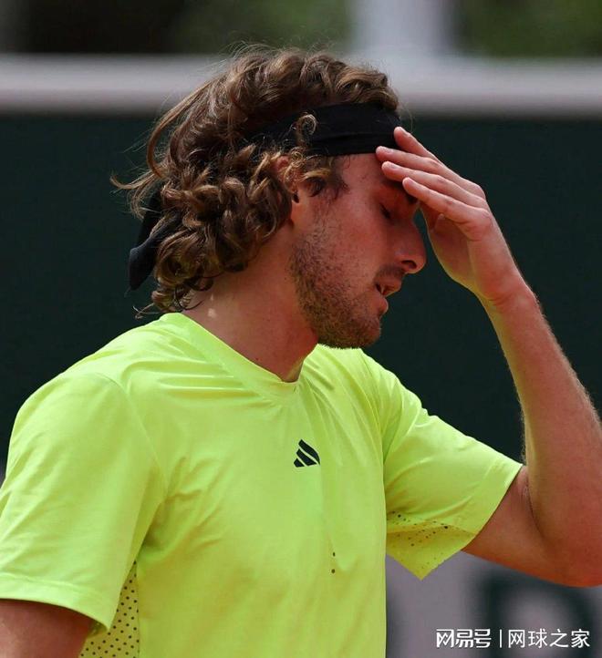 包含德国网球队逆转日本网球队，西西帕斯高光表现的词条