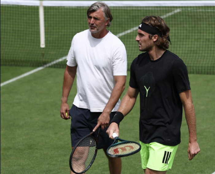 包含年终总决赛鏖战温网，西西帕斯带队取胜的词条