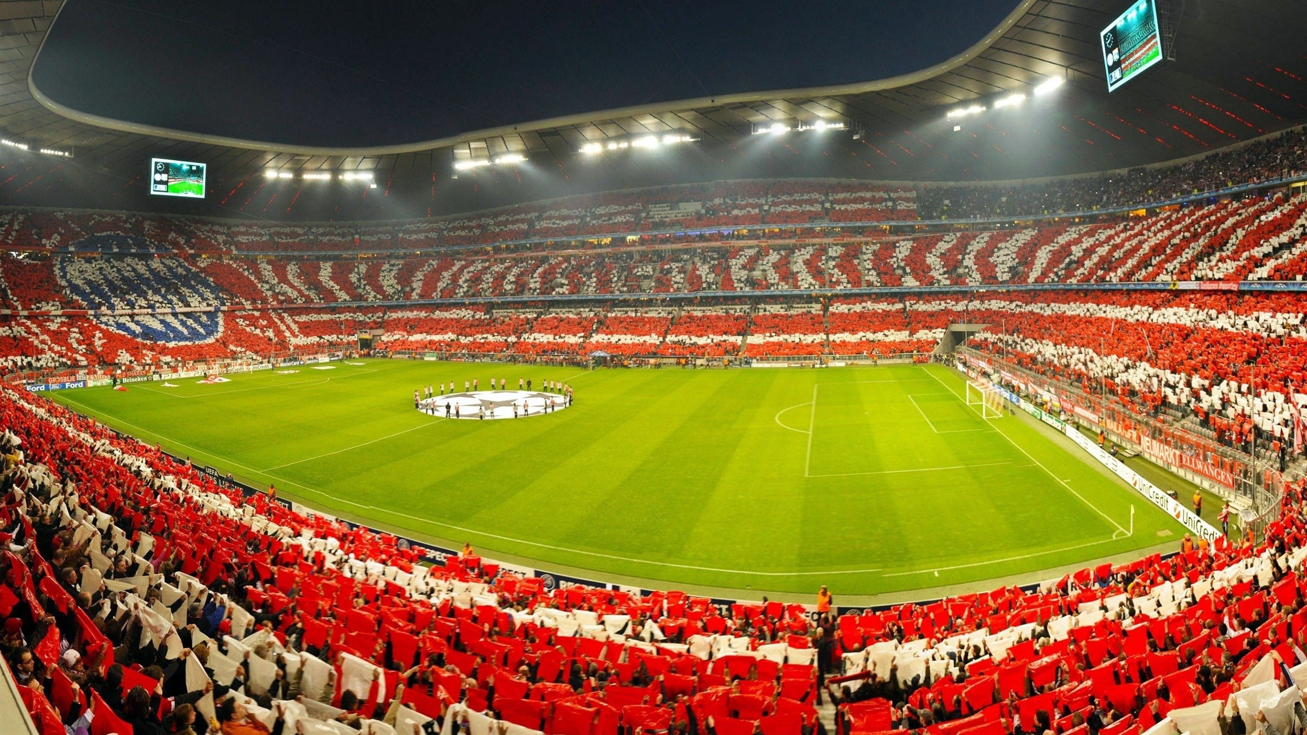 年度焦点之战之夜，拉什福德独造三球带队逆转取胜