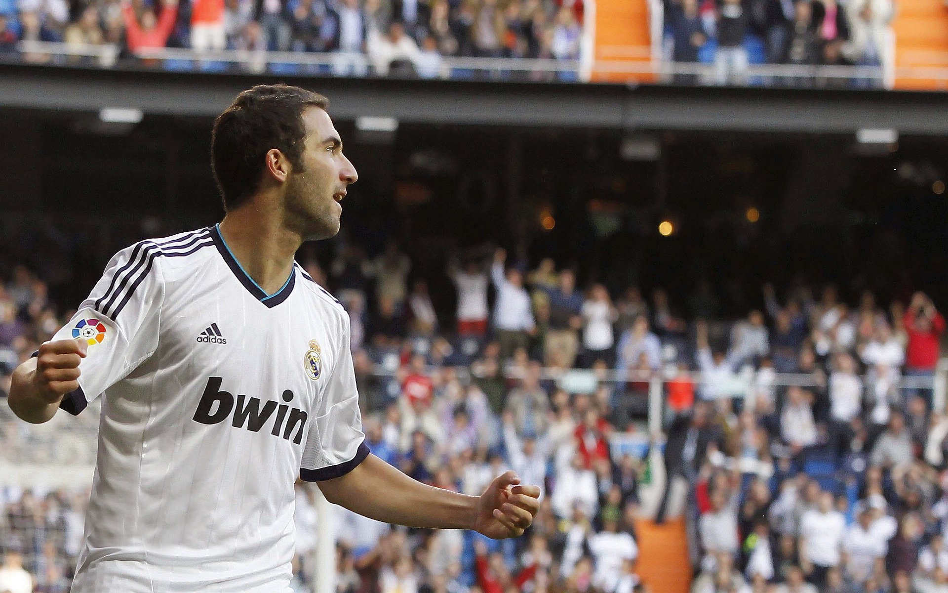 阿圭罗的魔法时刻,当巴黎对阵埃及,他如何一手掌控比赛走势